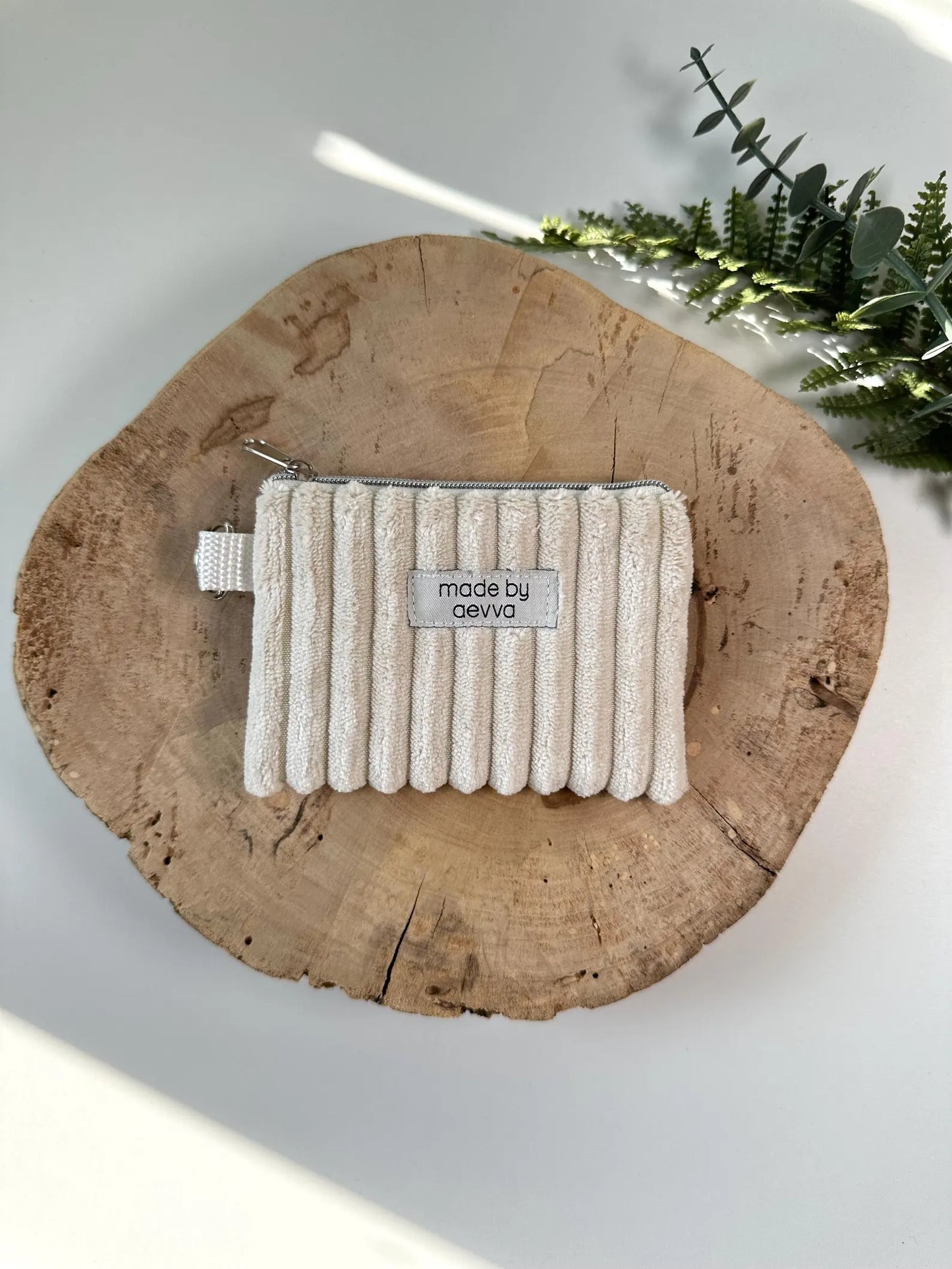 Mini-Geldbeutel aus breitem Cord