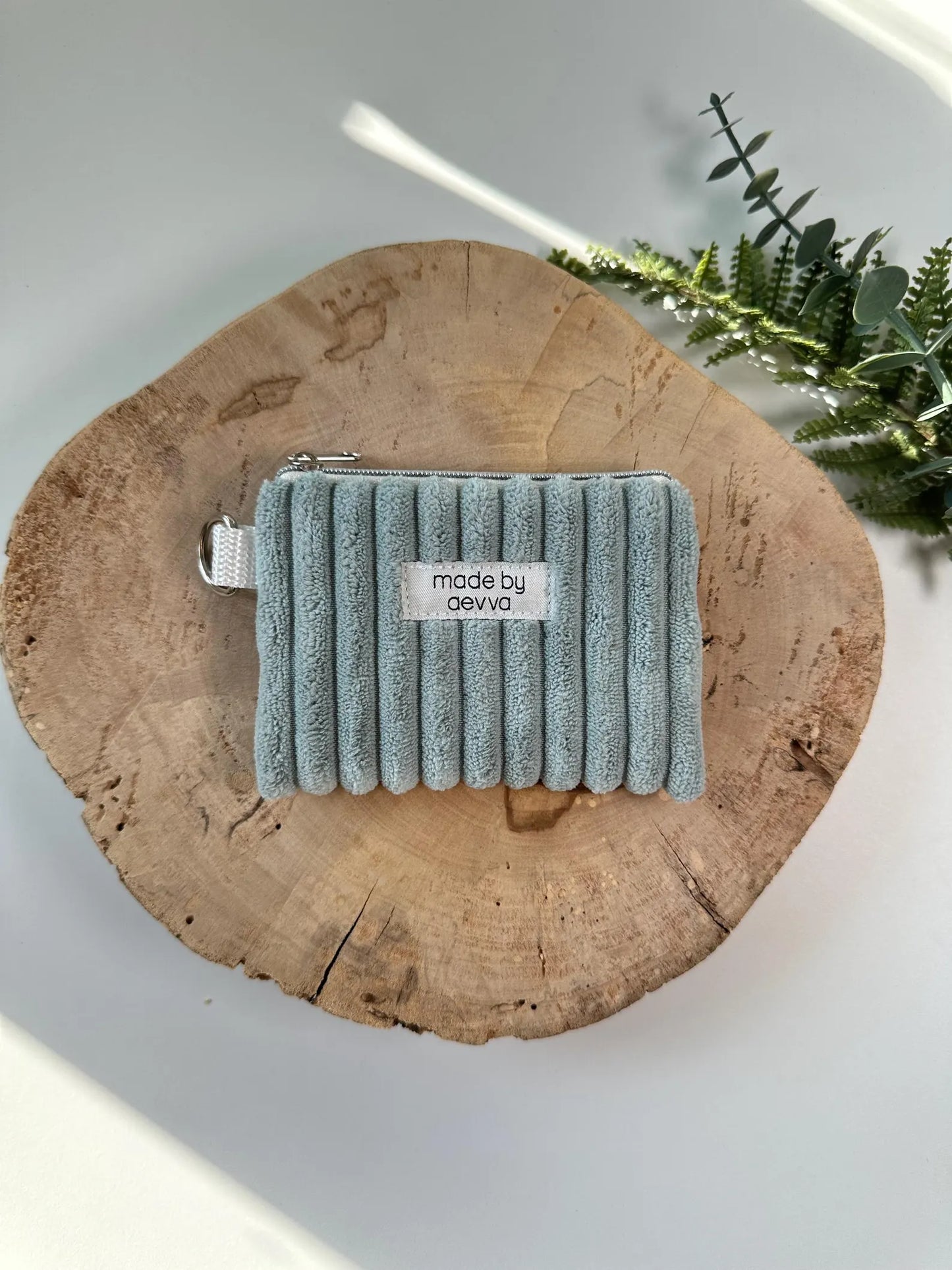 Mini-Geldbeutel aus breitem Cord